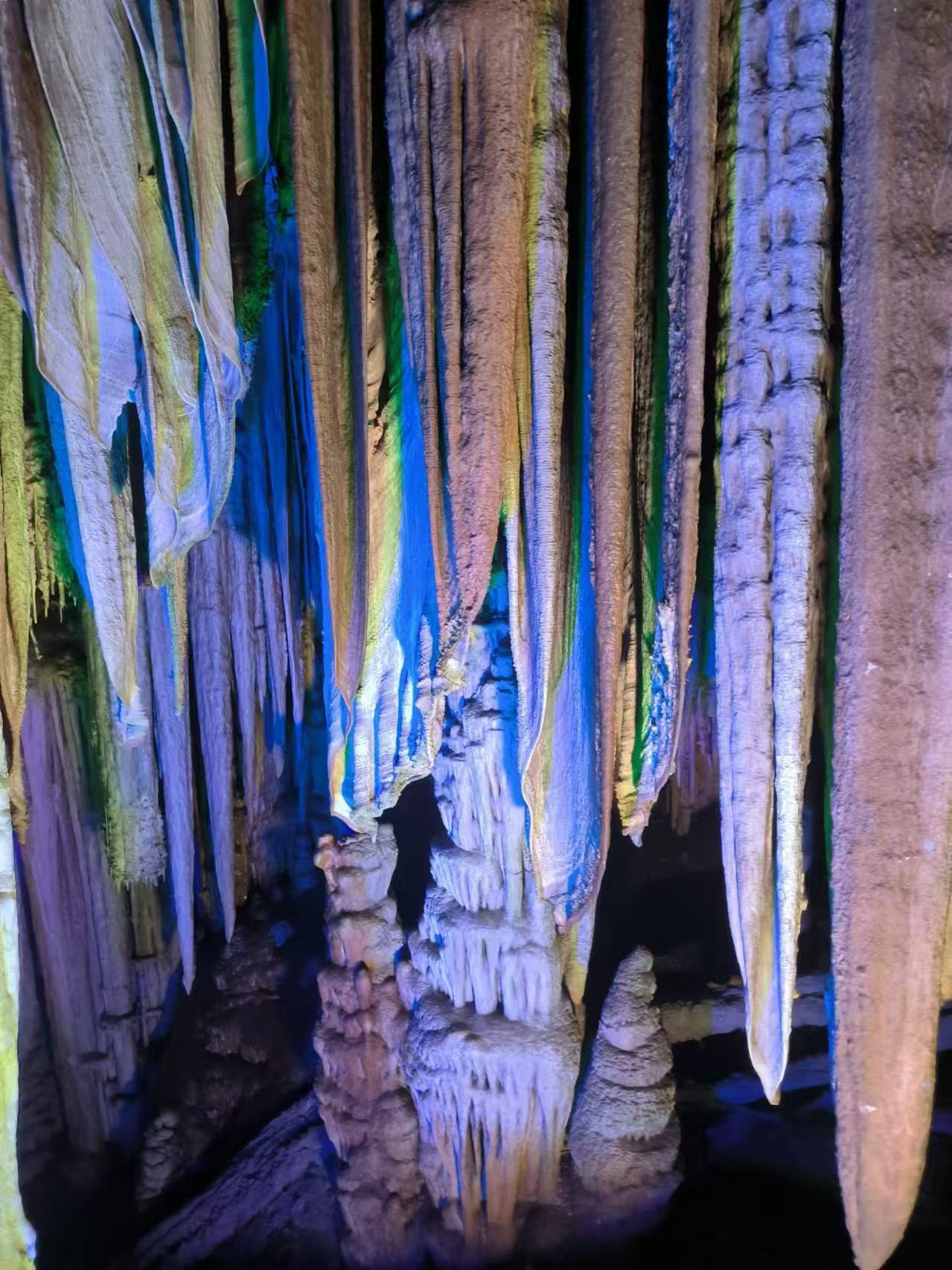 溶洞介绍,辋川溶洞介绍