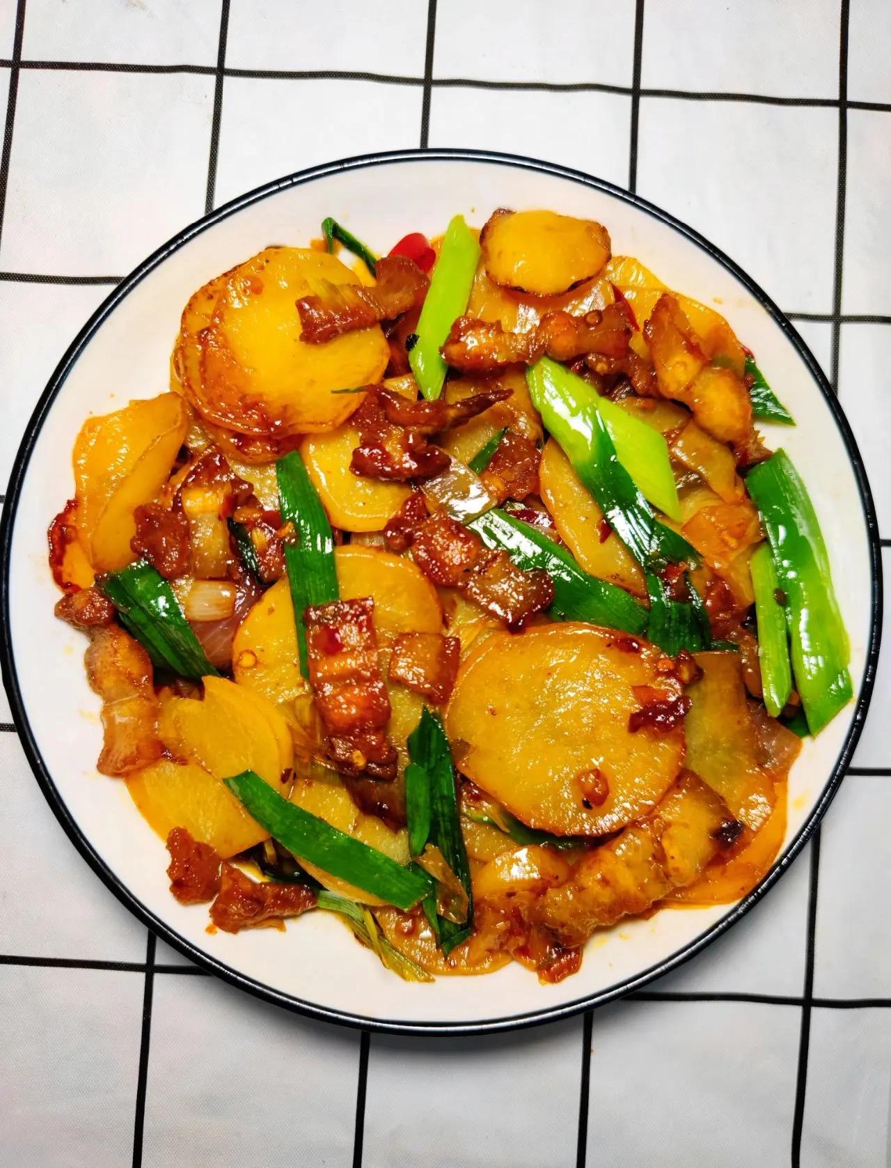 土豆片炒肉片的做法,土豆片炒肉片的做法窍门