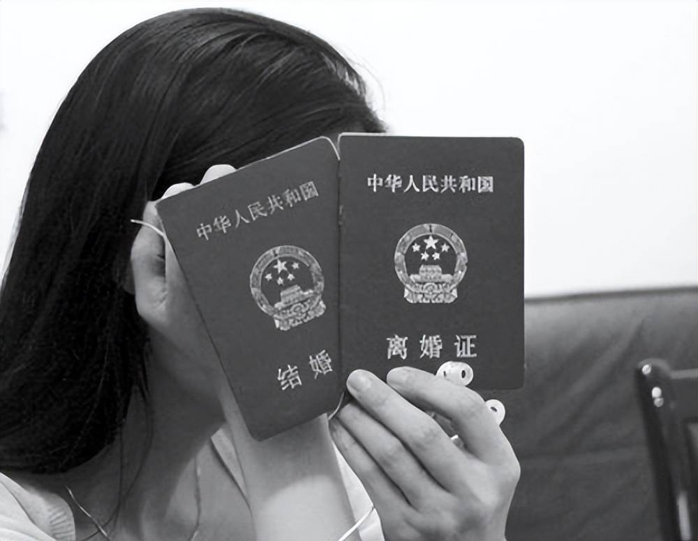 父亲有犯罪记录但是已经离婚,父亲有犯罪记录 但离婚,能当兵吗?