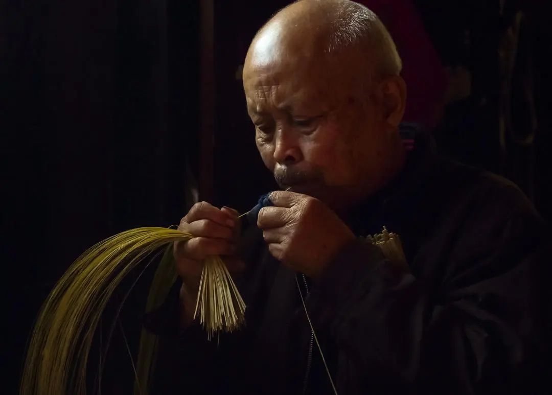 斗笠的意思有哪些呢,斗笠的意思是什么呢