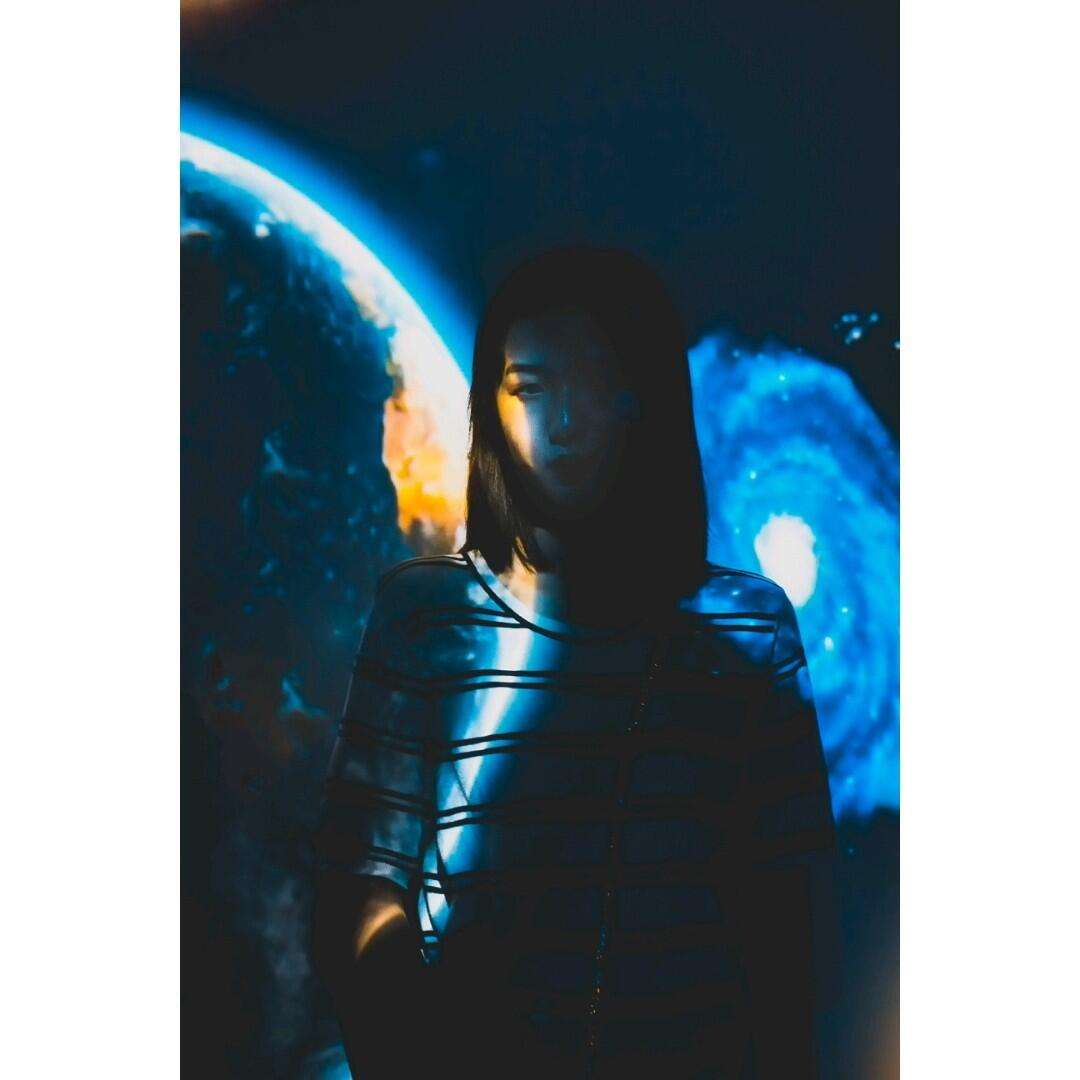 降临讲的什么,降临讲的什么故事
