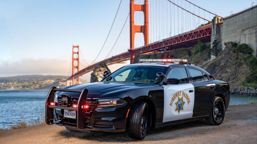 警车的英文怎么说,警车的英文怎么读啊