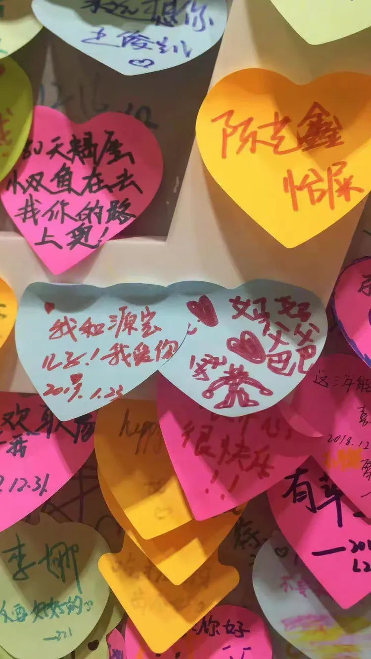 关于曾经小小少年的完整歌词,关于曾经小小少年的完整歌词有哪些