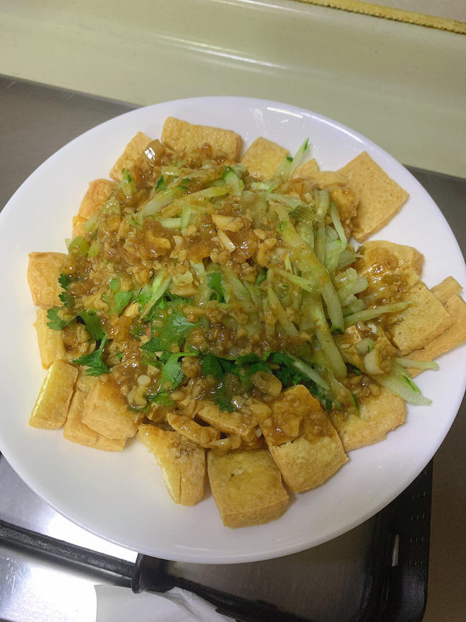 自己在家做臭豆腐的做法,自己在家做臭豆腐,既简单又好吃,你学会了吗?