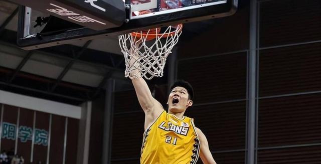 胡金秋的身高是多少,胡金秋身体数据