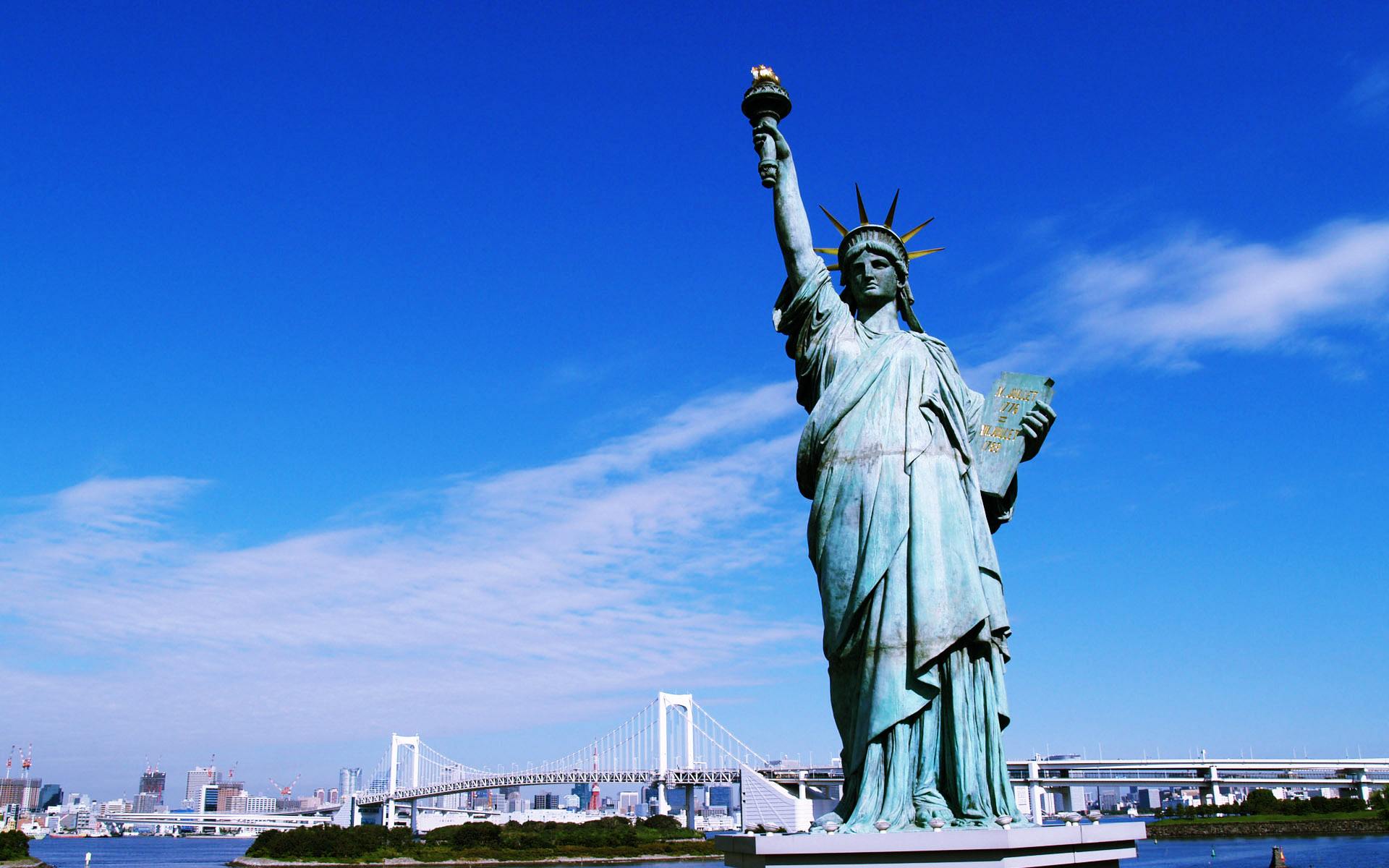 自由女神在哪个城市,自由女神是哪里的建筑物