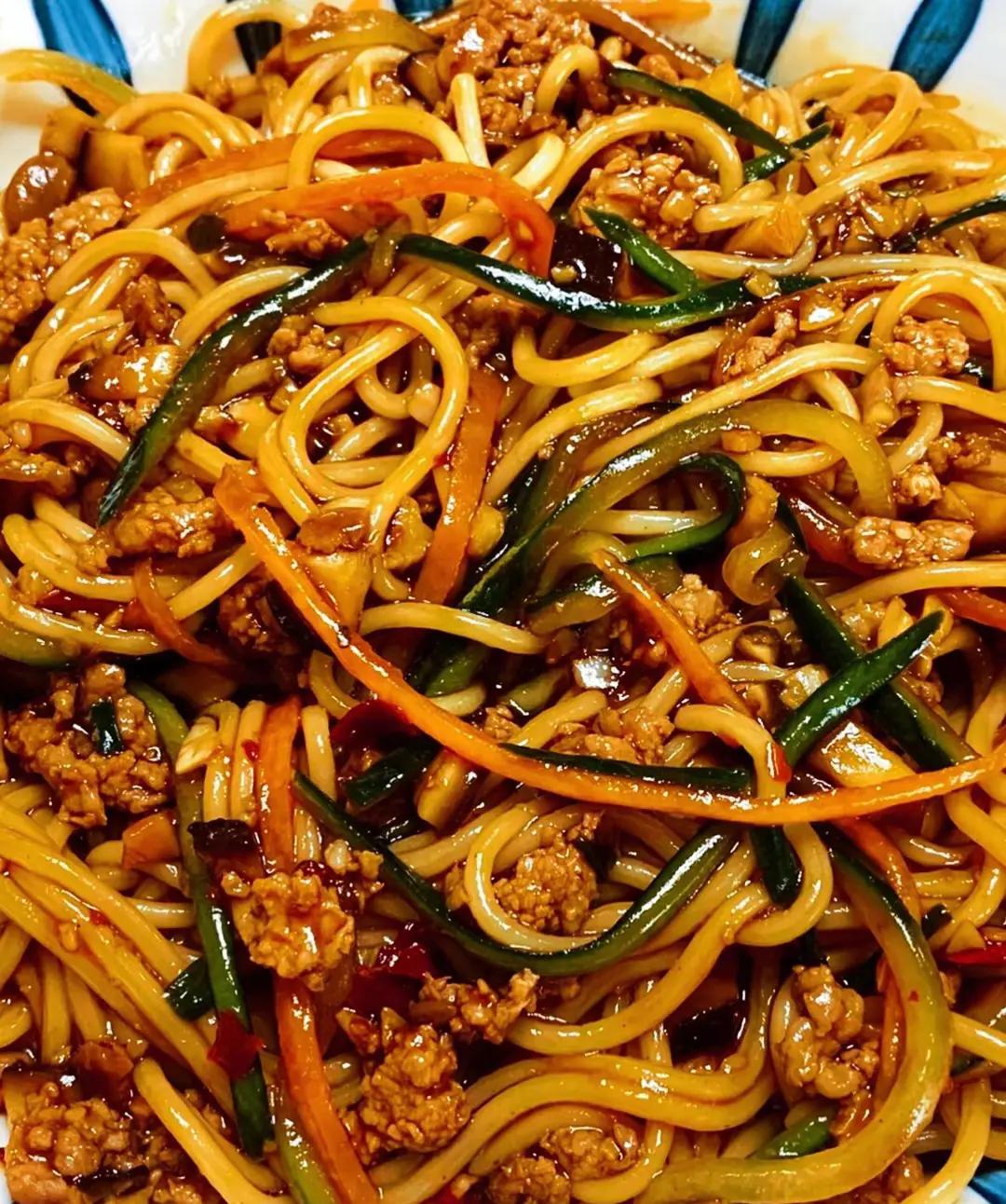 杂酱面的杂酱的做法,杂酱面的杂酱的做法视频