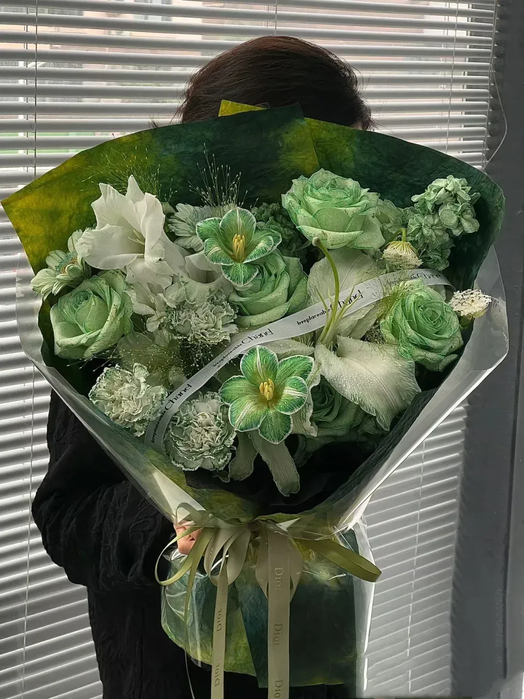 绿玫瑰代表什么意思,绿玫瑰花的寓意和花语