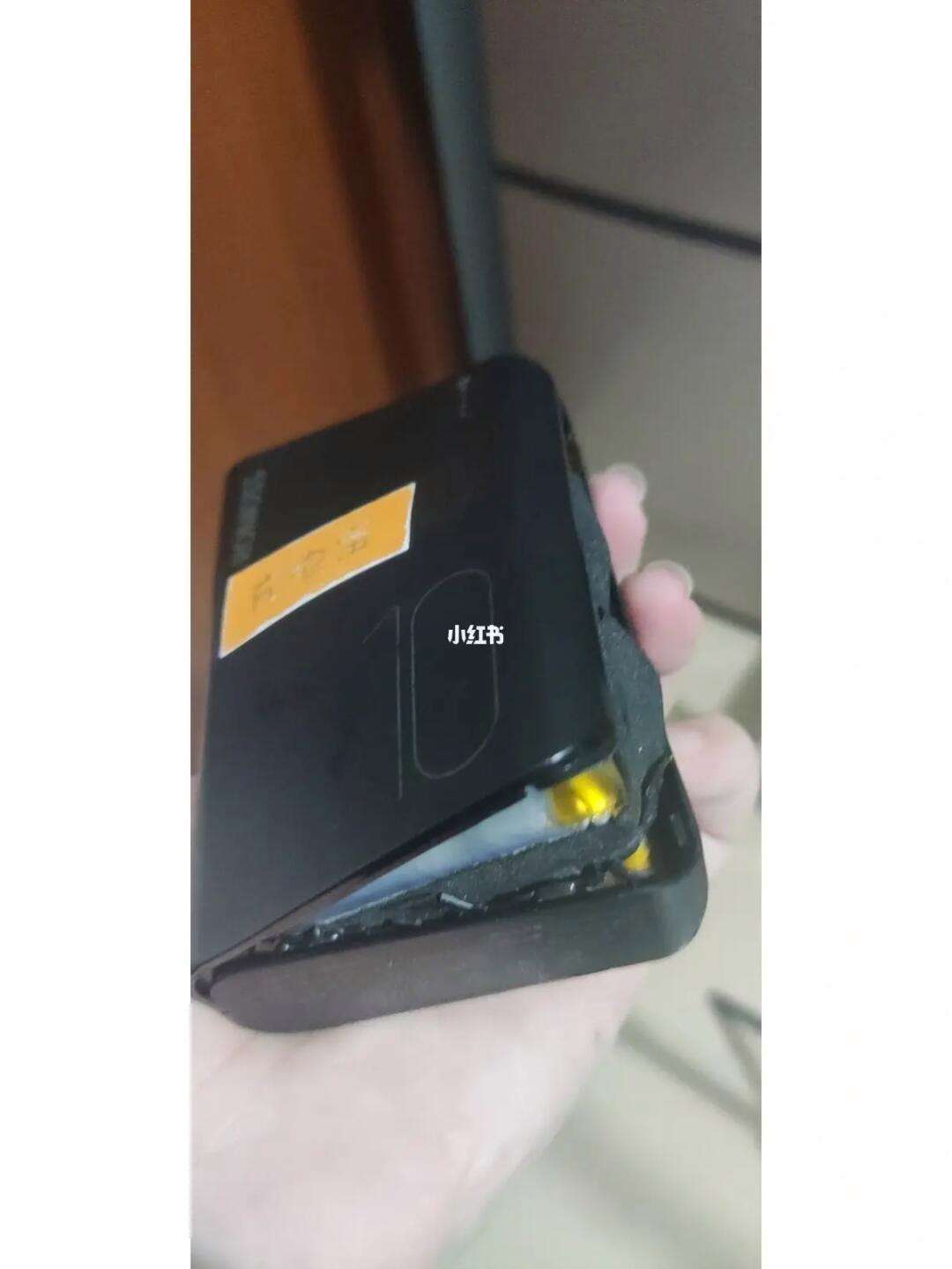 充电宝爆炸的前兆,充电宝爆炸前兆是什么症状