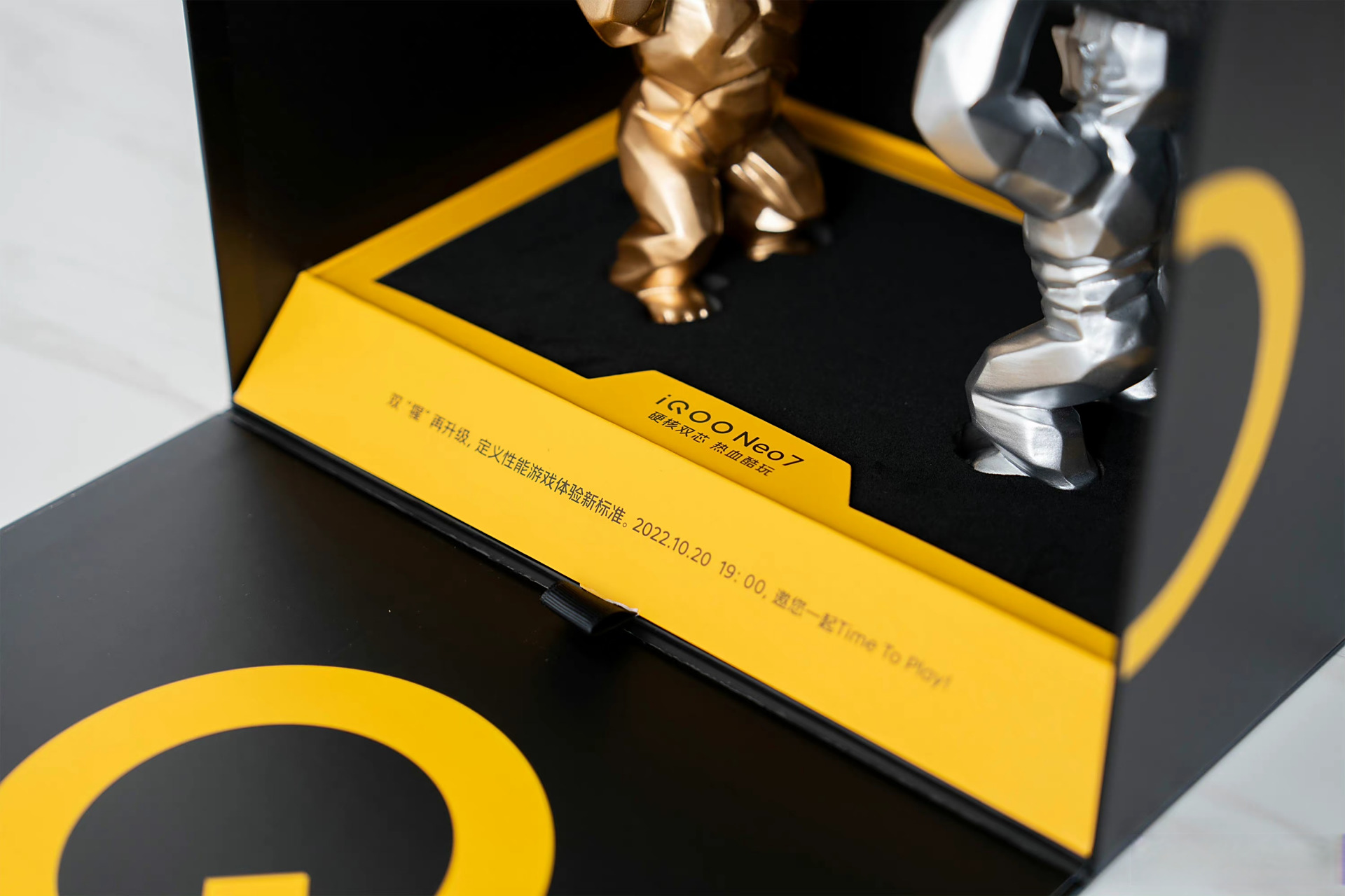 neo是什么意思中文,neon什么意思中文翻译