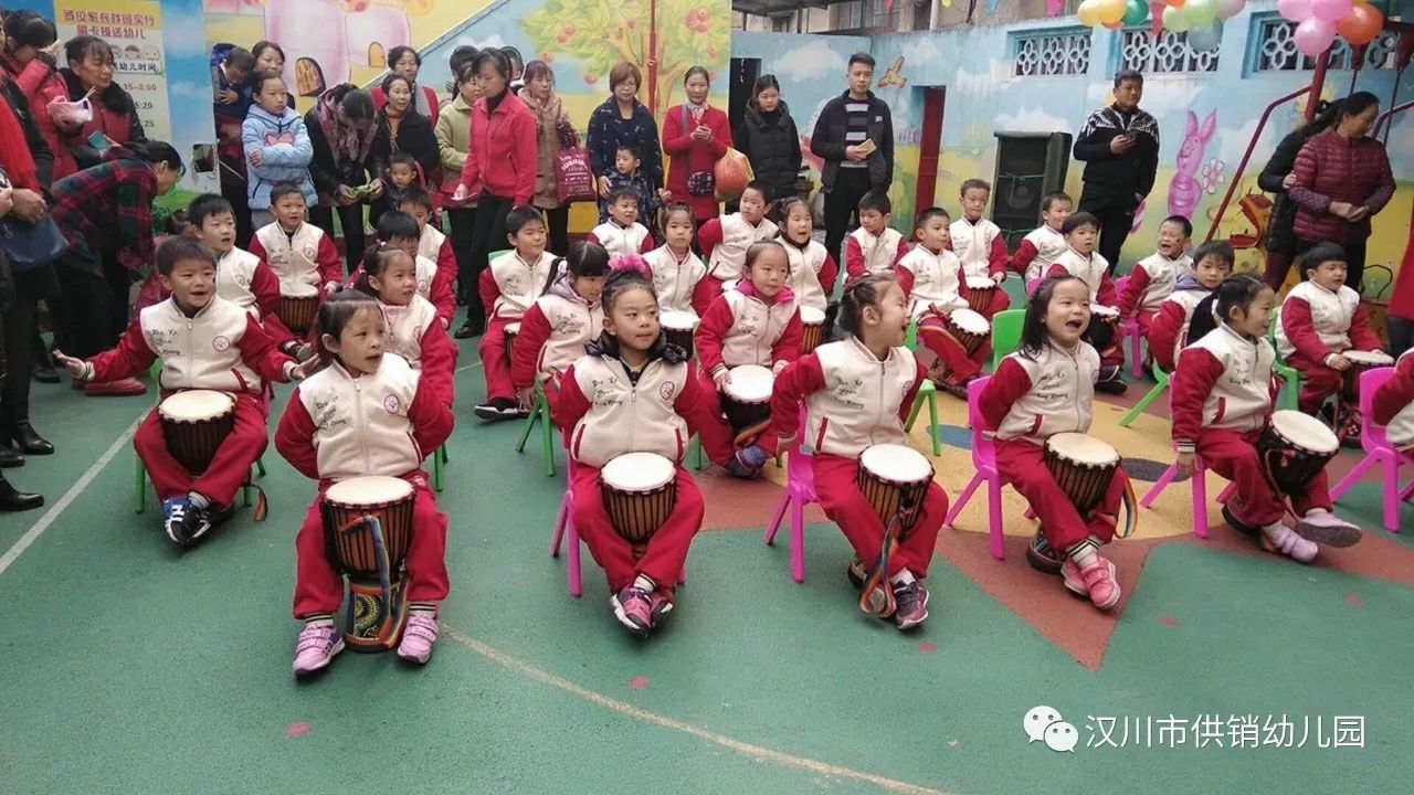 幼儿园非洲鼓串词,幼儿园非洲鼓展示串词