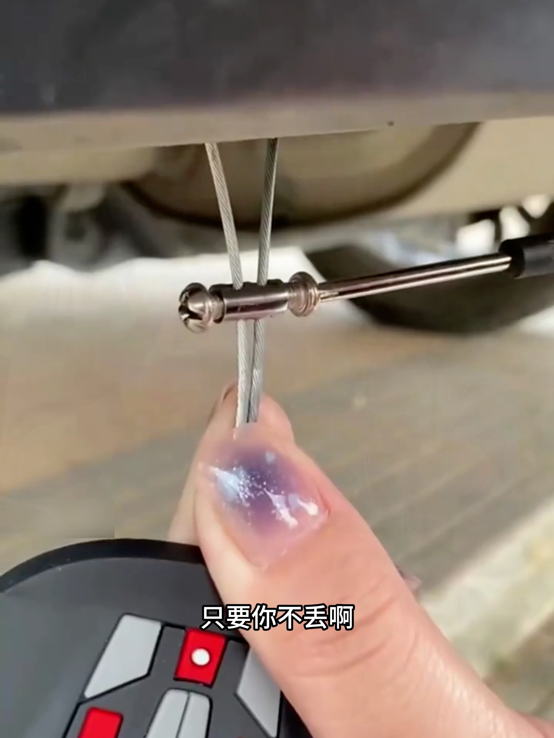 消除车上静电的方法,消除车上静电的方法视频