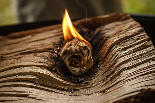 梦见着火又扑灭预兆什么,