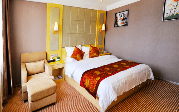 标间贵还是大床房贵,标间贵还是大床房贵?