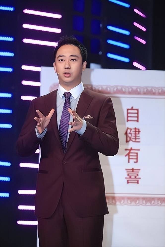 王自健被妻子家暴细节简述,